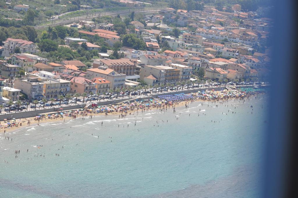 Hotel Serenella Agropoli Esterno foto