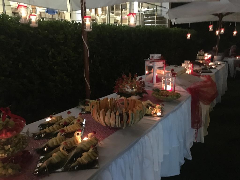 Hotel Serenella Agropoli Esterno foto