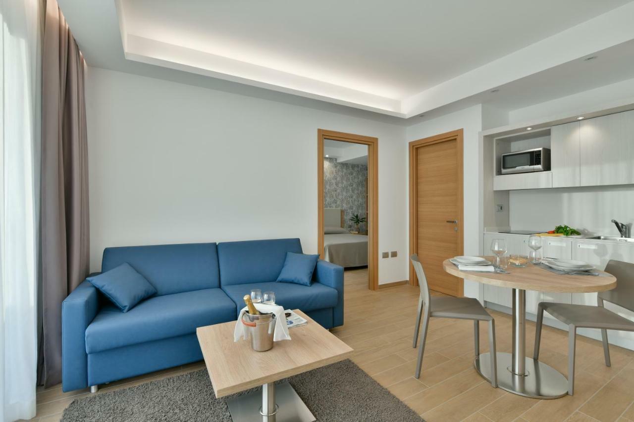 Hotel Serenella Agropoli Esterno foto