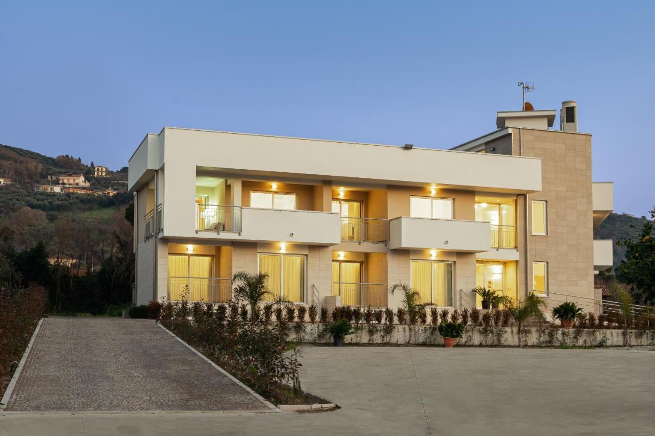 Hotel Serenella Agropoli Esterno foto