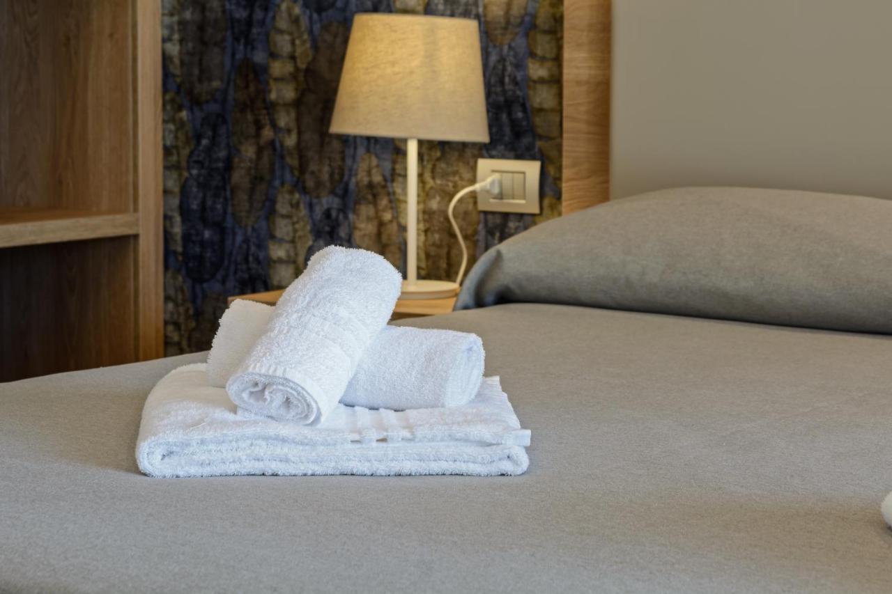 Hotel Serenella Agropoli Esterno foto