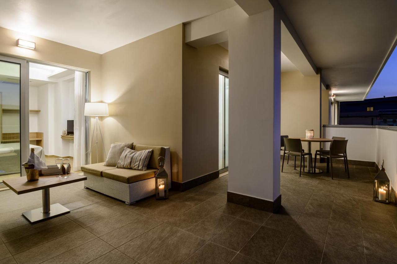 Hotel Serenella Agropoli Esterno foto