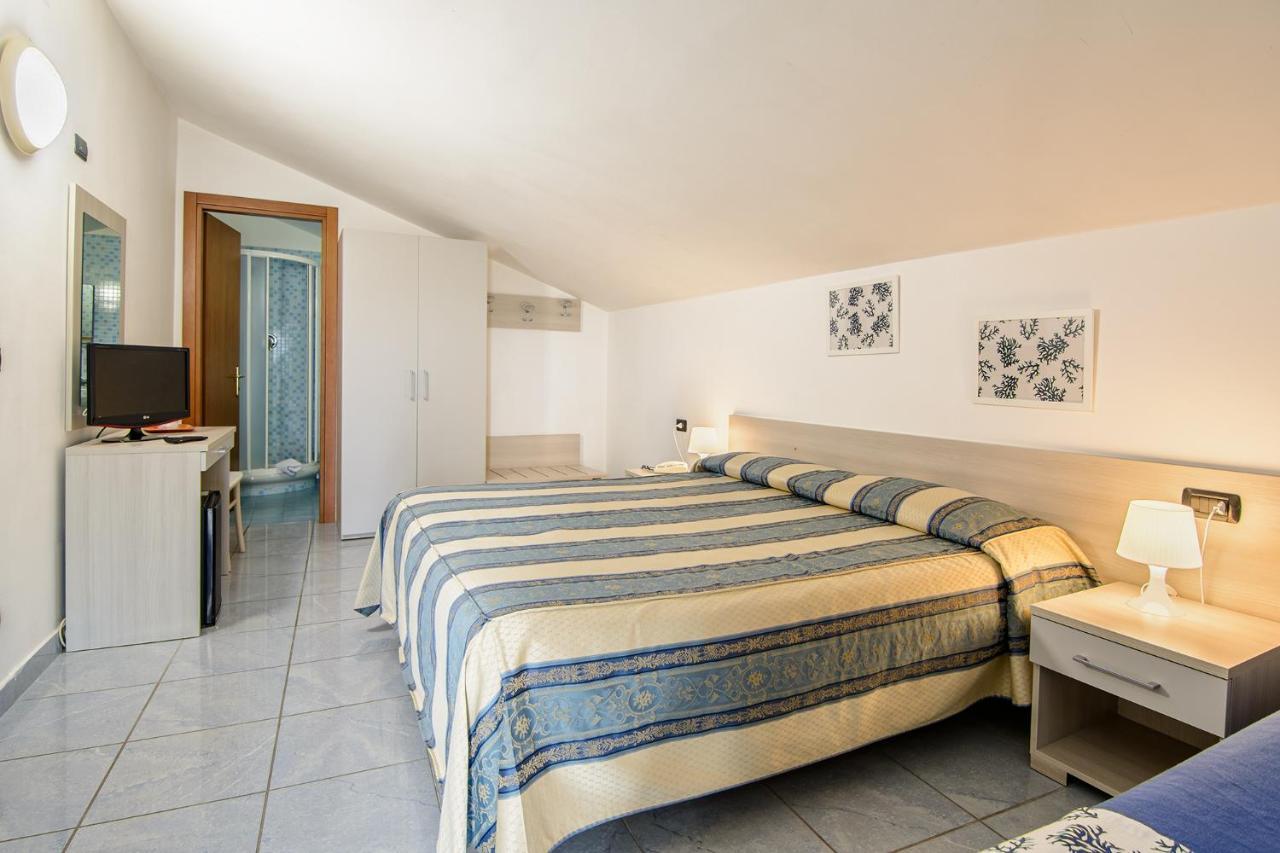 Hotel Serenella Agropoli Esterno foto