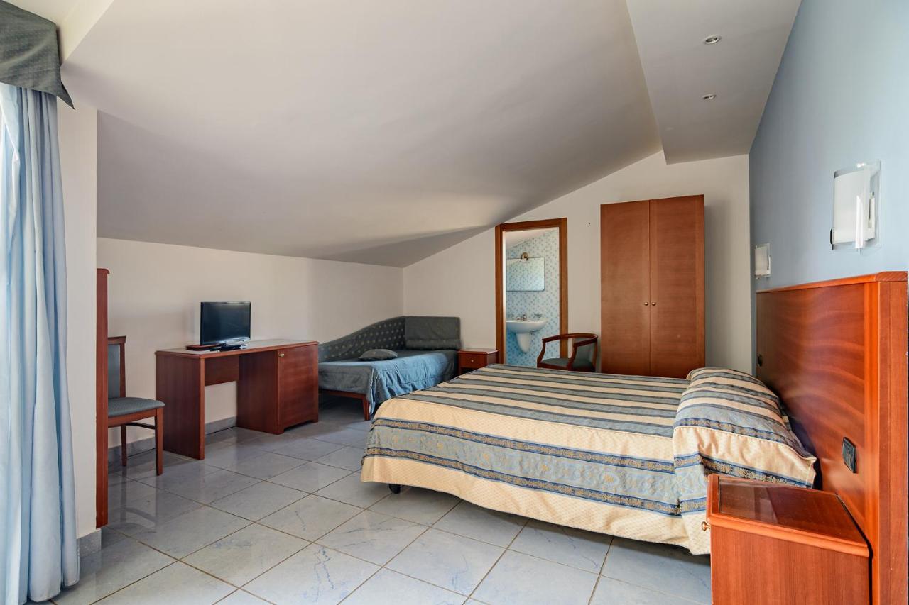 Hotel Serenella Agropoli Esterno foto